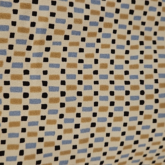 💕NORDSTROM💕 Geometric Print Button Down Blouse ~ White Tan Black Medium M NWT - Picture 7 of 11